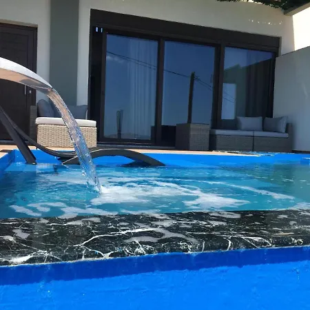 The Diamond Of Kriaritsi Private Pools & Hydromassage Сикия