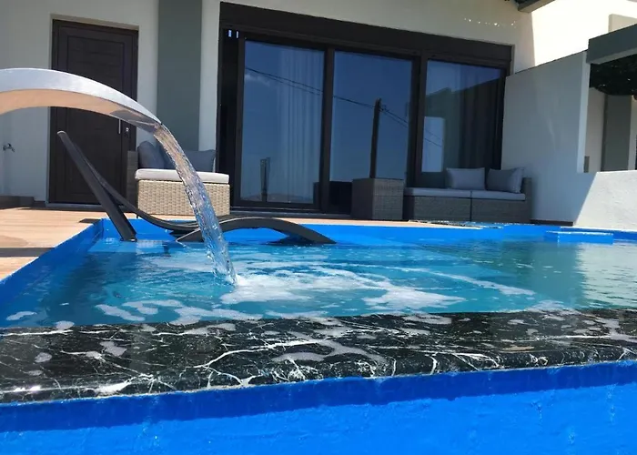 The Diamond Of Kriaritsi Private Pools & Hydromassage Sykia Chalkidikis