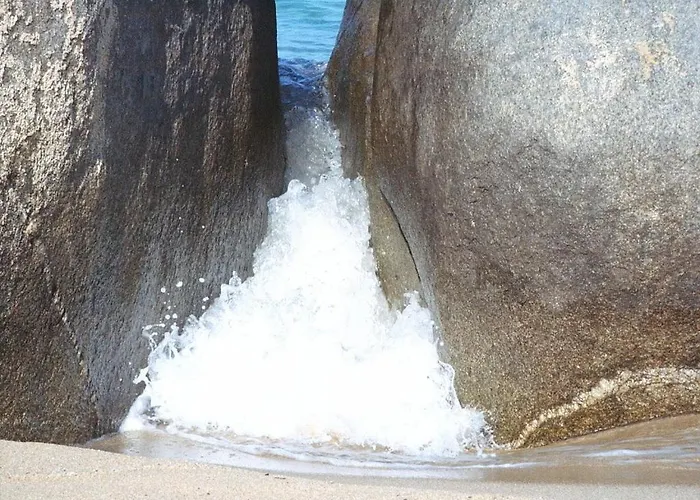 The Diamond Of Kriaritsi Private Pools & Hydromassage Сasa de vacaciones